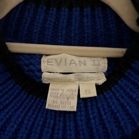 Chunky Vintage Hand Knit Sweater - Picture 5 of 5